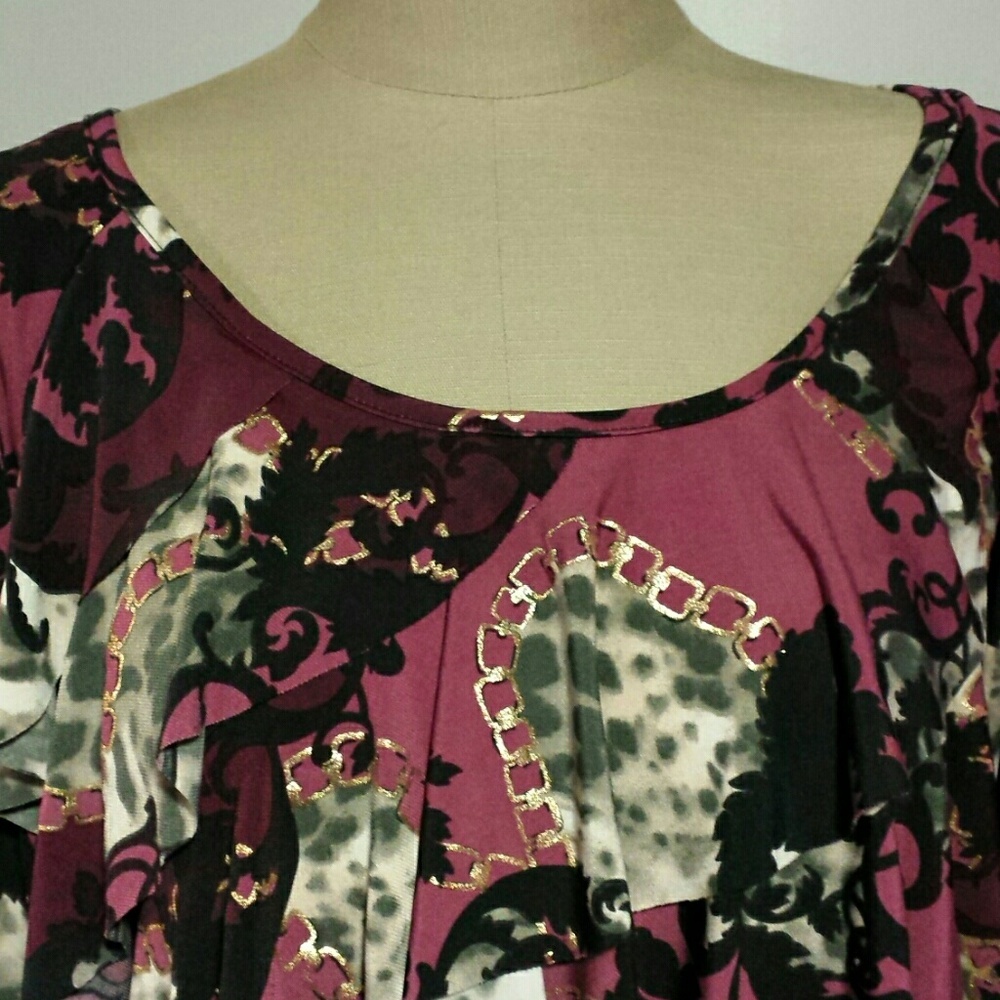 3/4 Length Sleeved Top - Picture 4 of 4